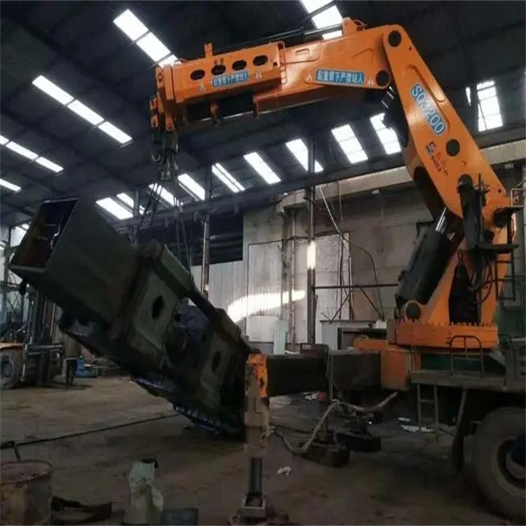 岳池200吨折臂吊出租