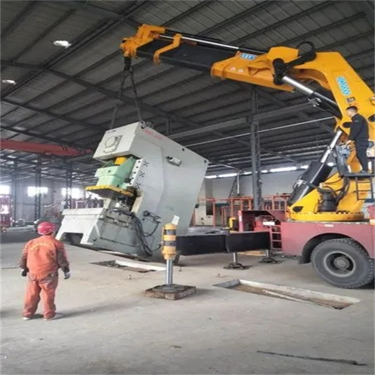 岳池80吨折臂吊车出租附近电话