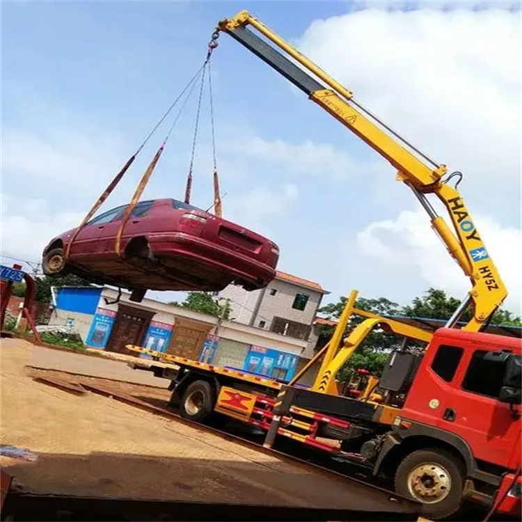 岳池吊车吊汽车的正确方法